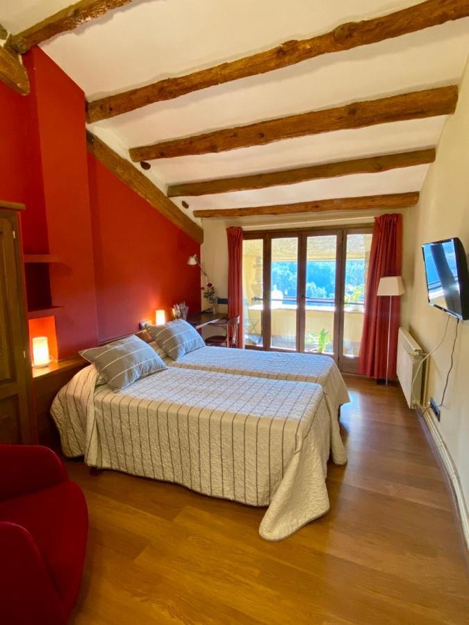 Campalans Hotel Rural Bungalows Mobilhomes Borredá Екстериор снимка
