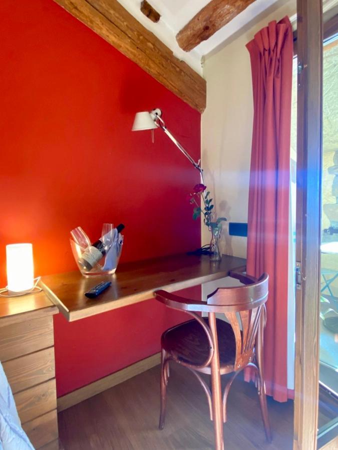 Campalans Hotel Rural Bungalows Mobilhomes Borredá Екстериор снимка