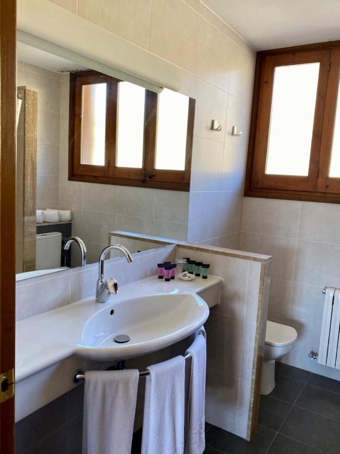 Campalans Hotel Rural Bungalows Mobilhomes Borredá Екстериор снимка