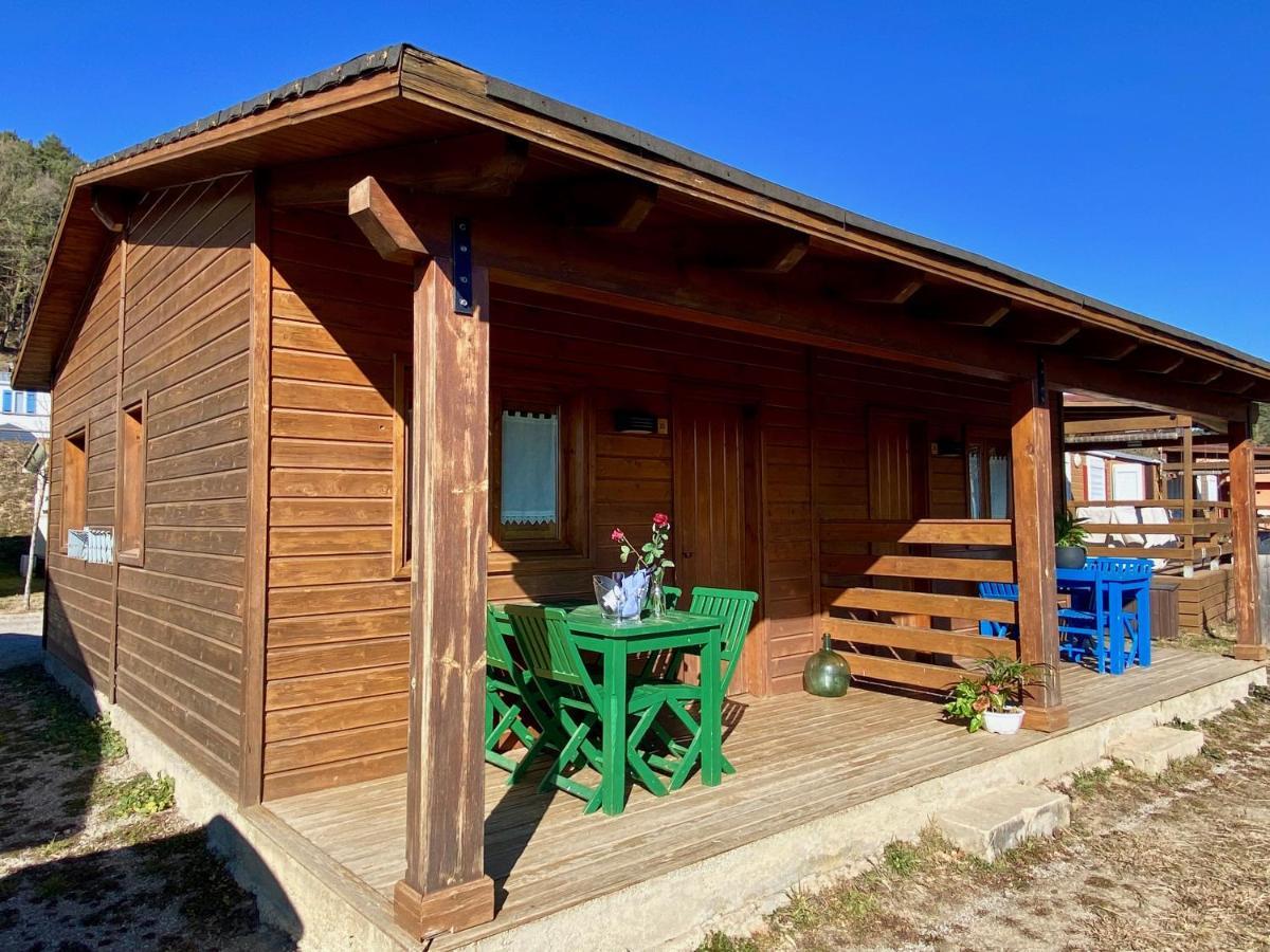 Campalans Hotel Rural Bungalows Mobilhomes Borredá Екстериор снимка