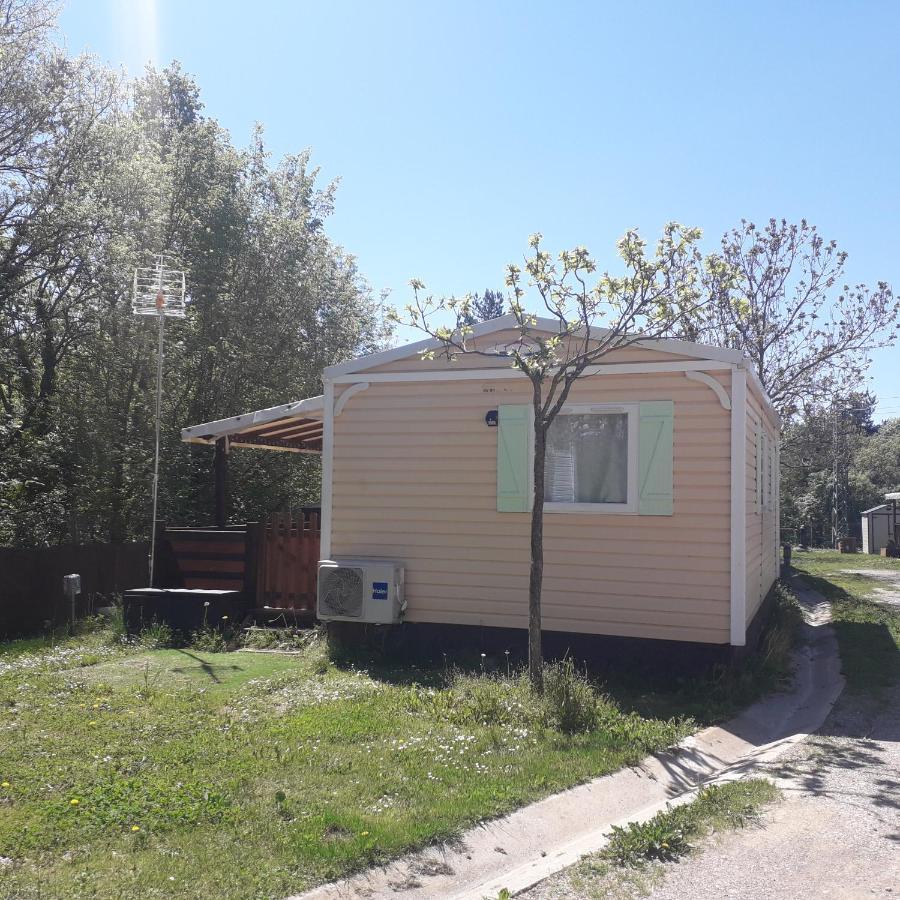 Campalans Hotel Rural Bungalows Mobilhomes Borredá Екстериор снимка
